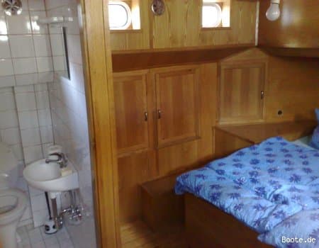 Motoryacht aus Stahl mit Aluminiumaufbau – Bild 6