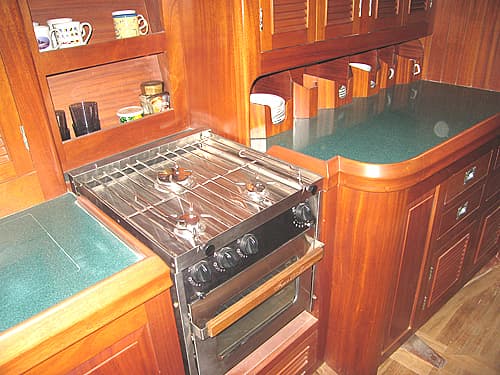 Moderne Segelyacht  -  Design: van der Stadt – Bild 3