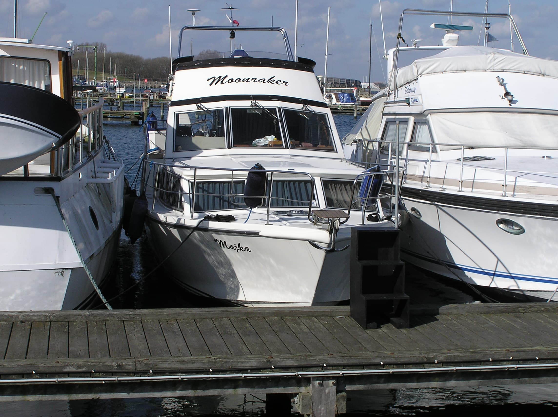 Moonraker Super 36
