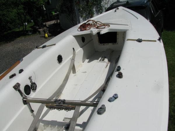 Fountaine Pajot  Vent D` Ouest = Westwind – Bild 5