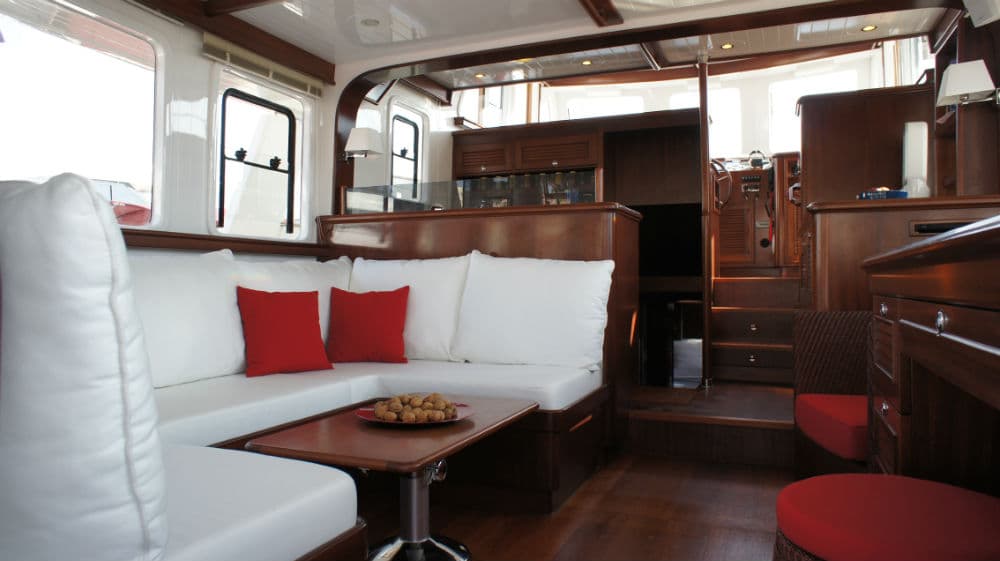 RHEA TRAWLER 47 – Bild 3