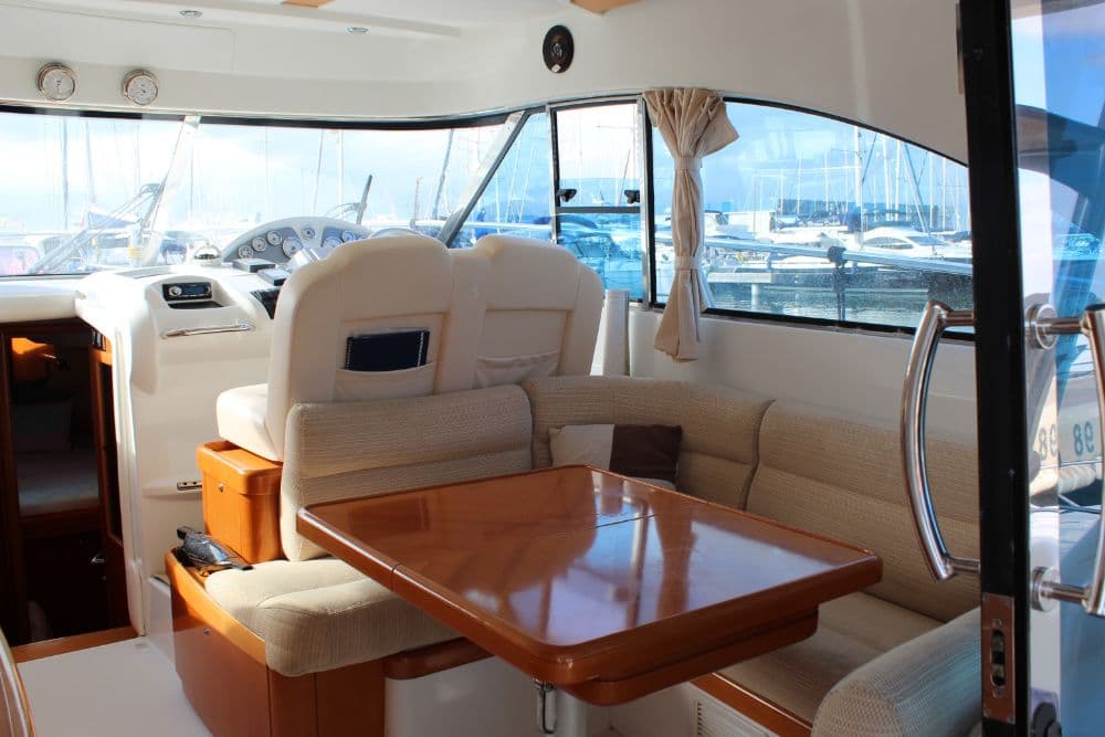 BENETEAU ANTARES 12 CRUISING