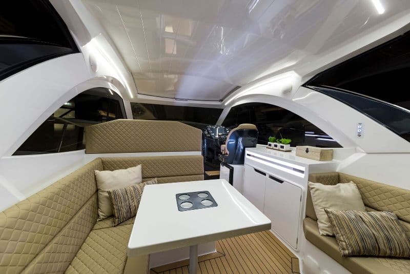 GALEON 335 HTS 2018 Diesel – Bild 5