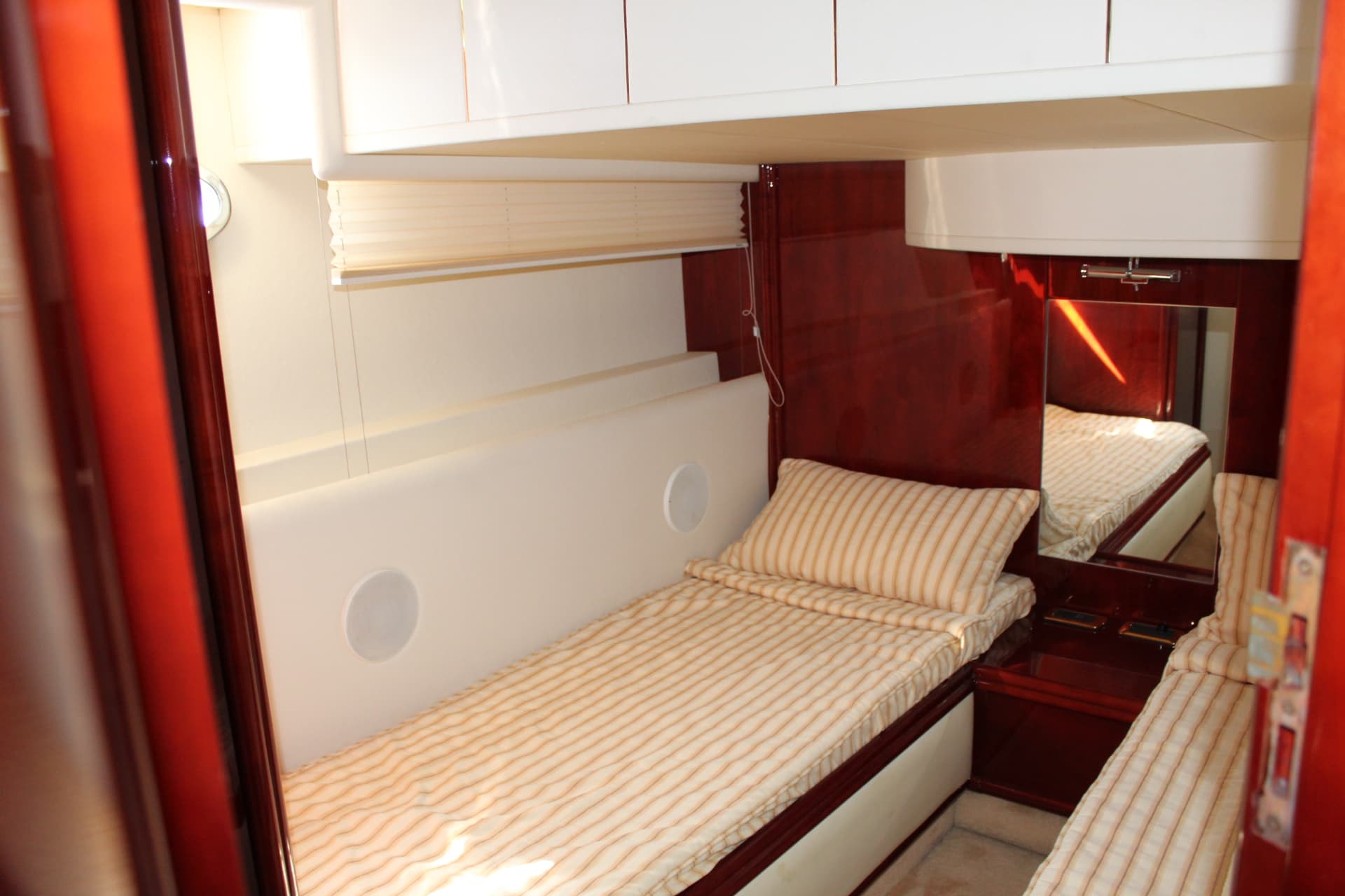 ASTONDOA 54 GLX – Bild 7