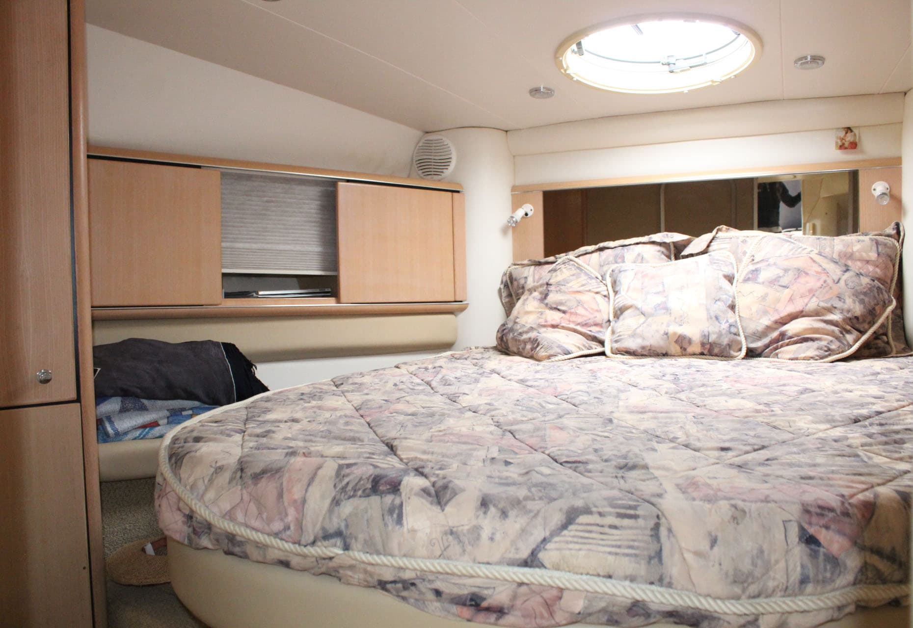 BAYLINER AVANTI 4080 EXPRESS – Bild 9