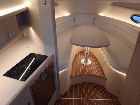 Pearlsea 31 coupe – Bild 8