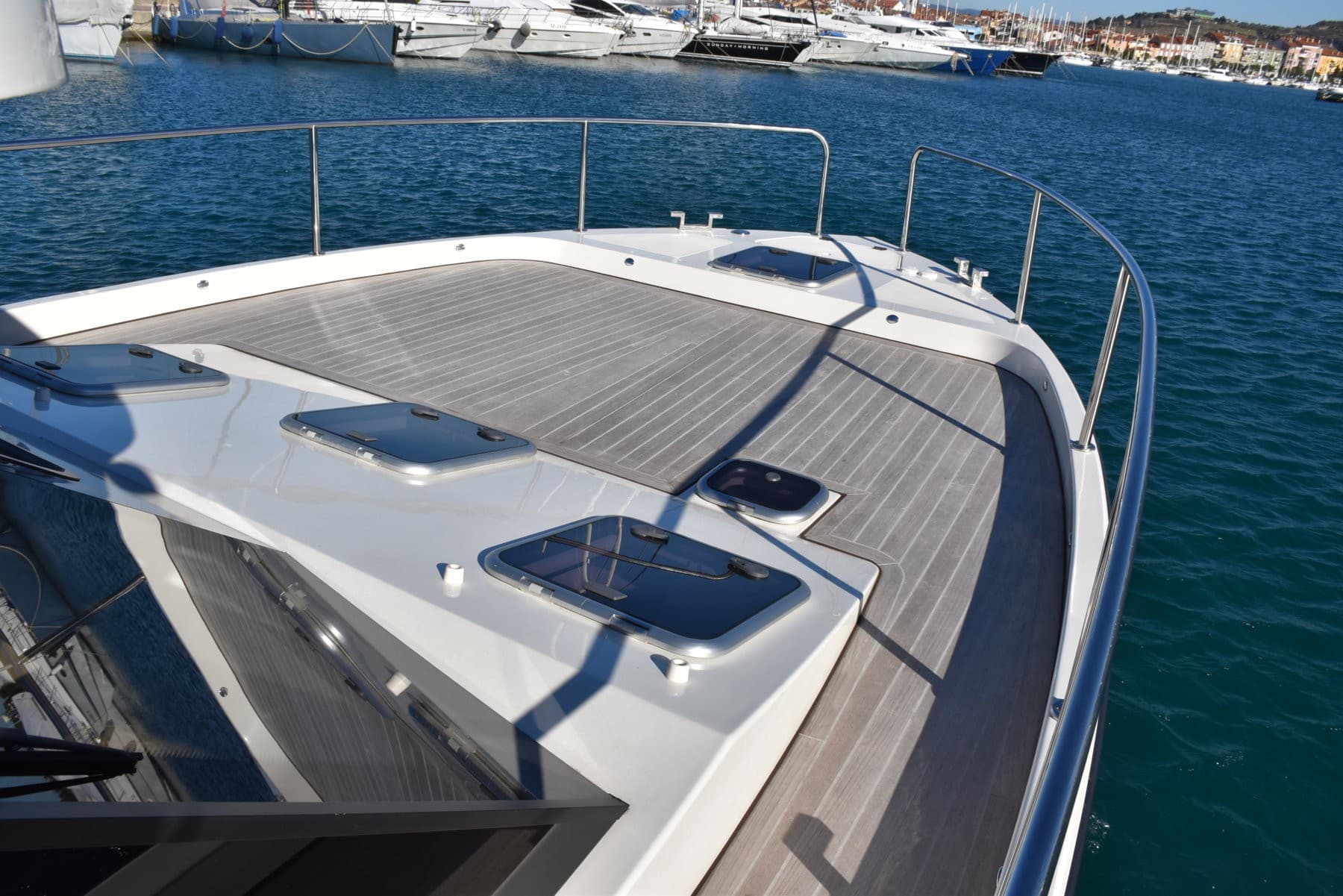 Cobra Yachts Futura 40 Charter – Bild 3