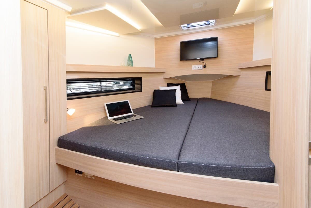 Cobra Yachts Futura 40 Charter – Bild 8