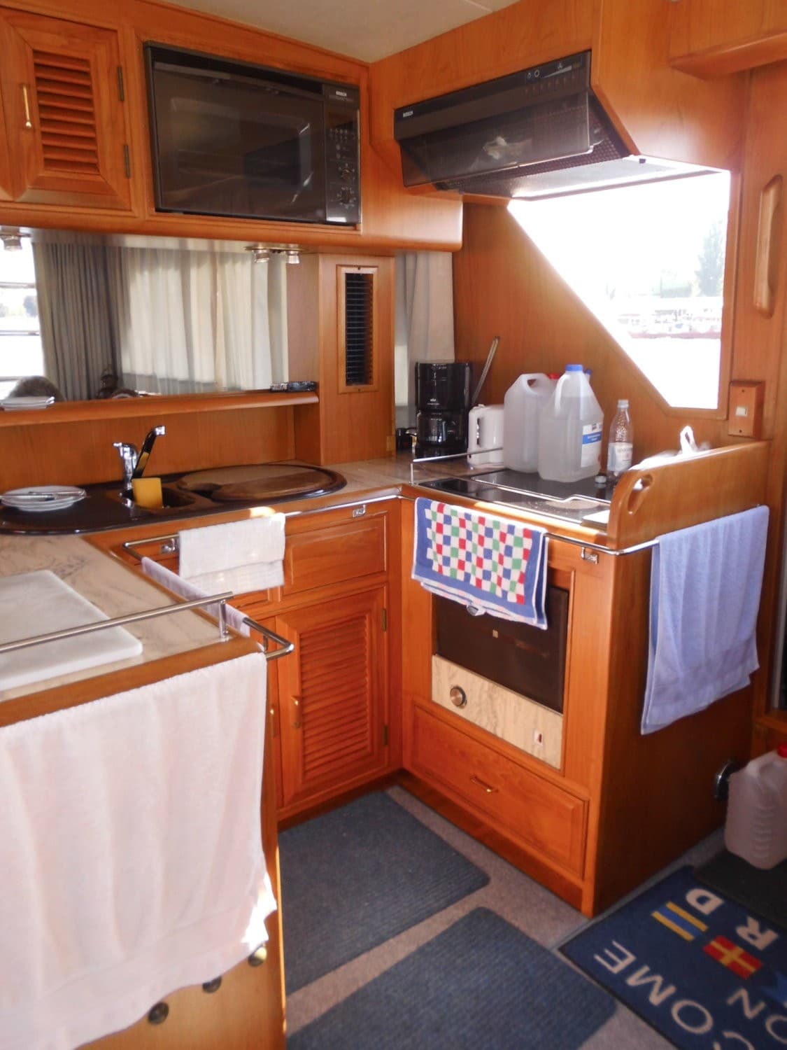 Camargue Ltd. Taiwan, Camargue 48 – Bild 5