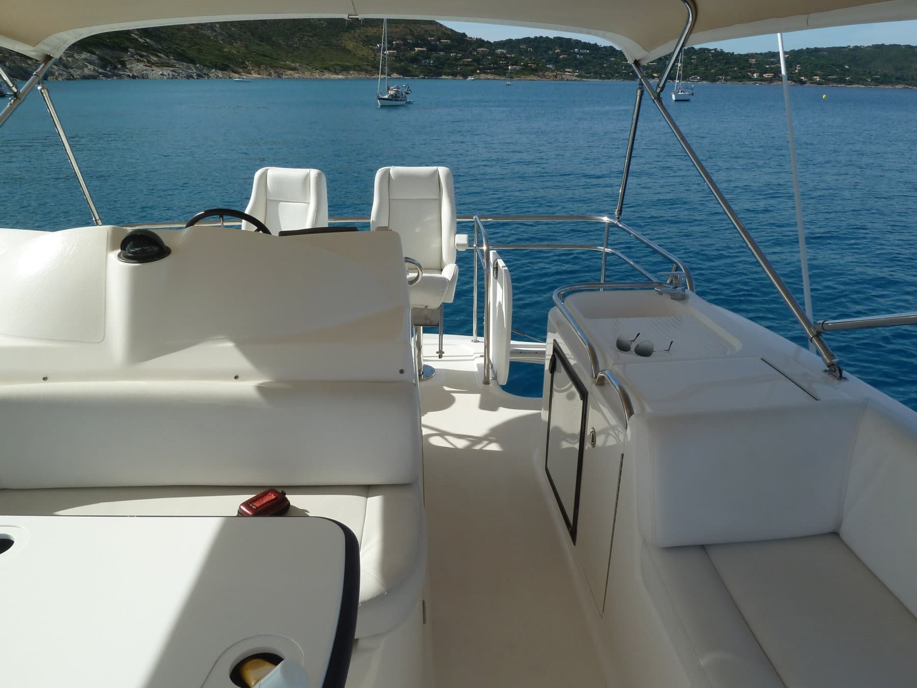 Riviera 51 Flybridge – Bild 6