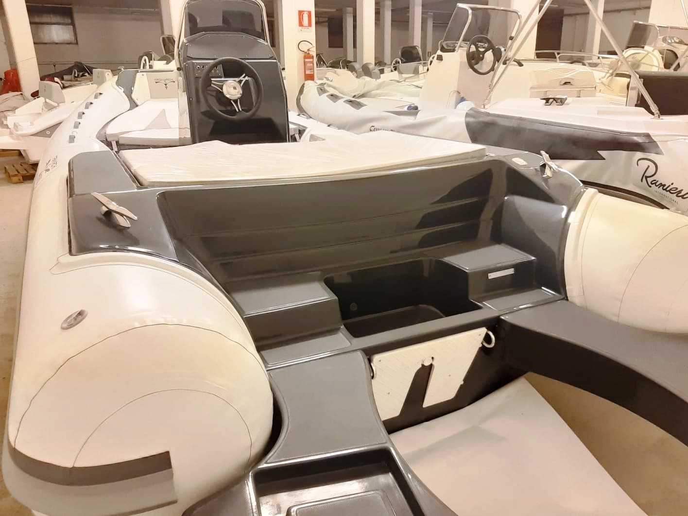 Trimarchi 580 Rib – Bild 10
