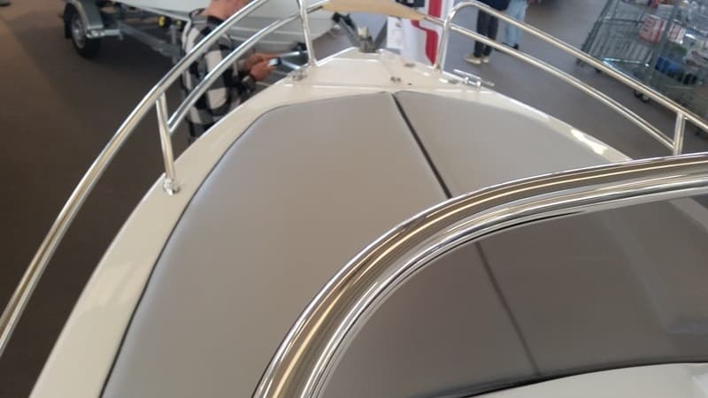 Allegra 19 Sun Walkaround – Bild 10