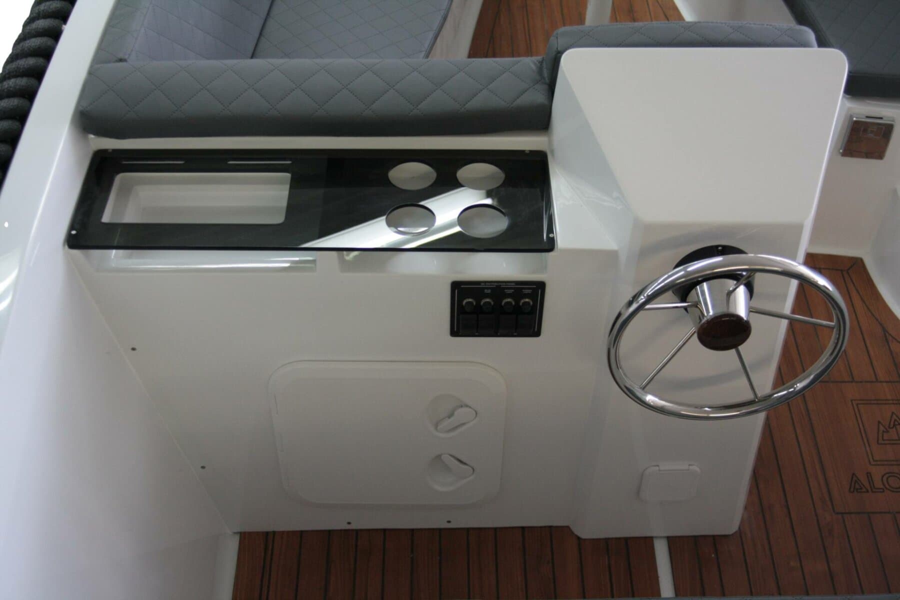 Aurelia 605 SC Tender – Bild 4