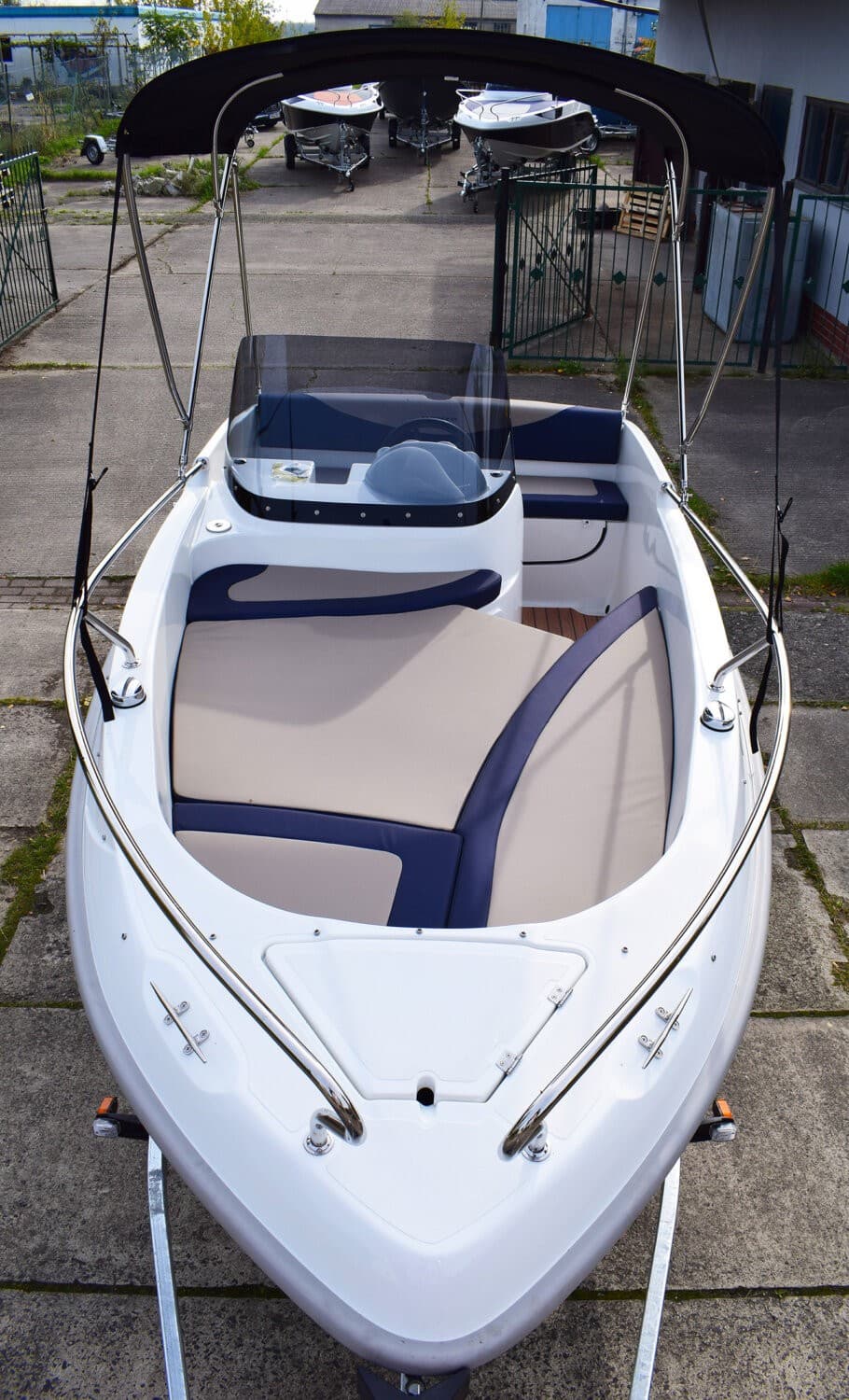 Aurelia 460 CB – Bild 2
