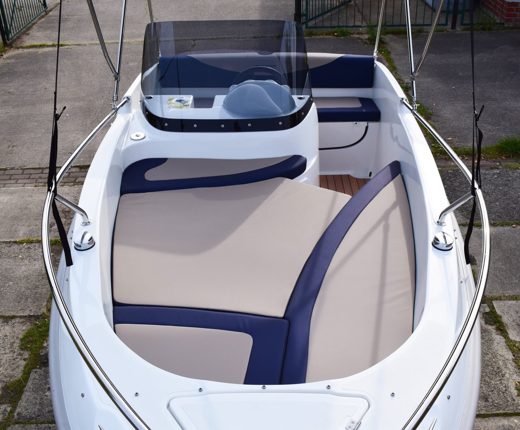 Aurelia 460 CB – Bild 3