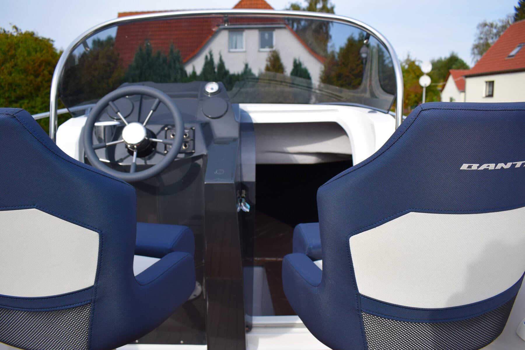 Aurelia 545 Sundeck – Bild 5