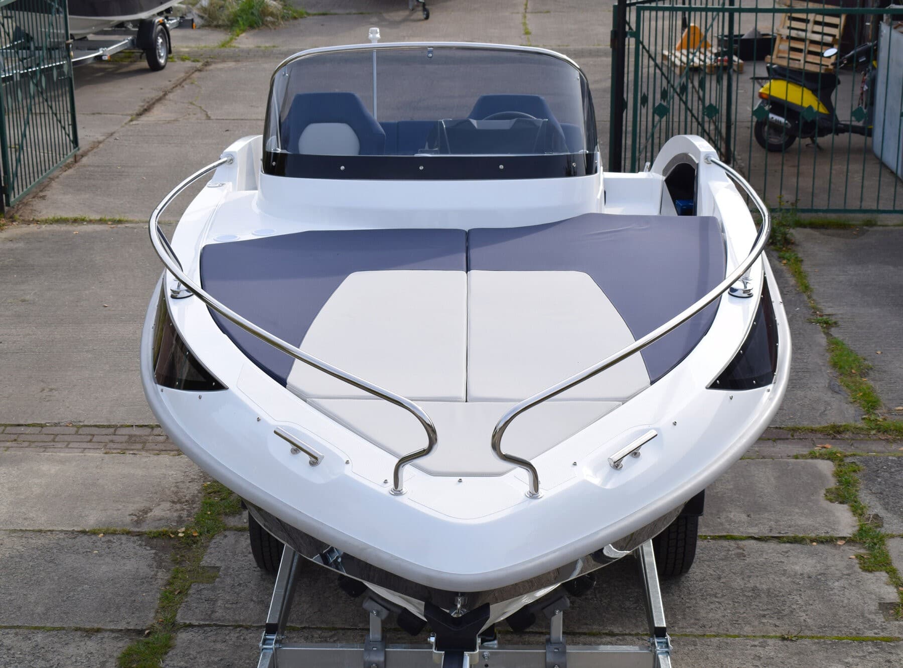 Aurelia 545 Sundeck – Bild 8