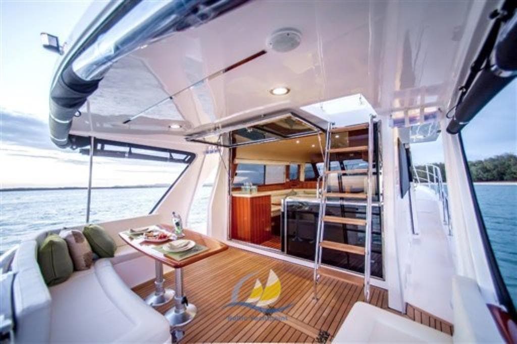 Integrity Motor Yachts Integrity 380 Fly – Bild 10