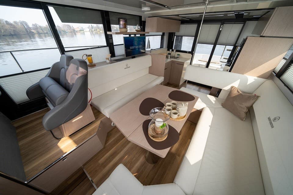 Cobra Yachts Seamaster 45 Flybridge – Bild 10