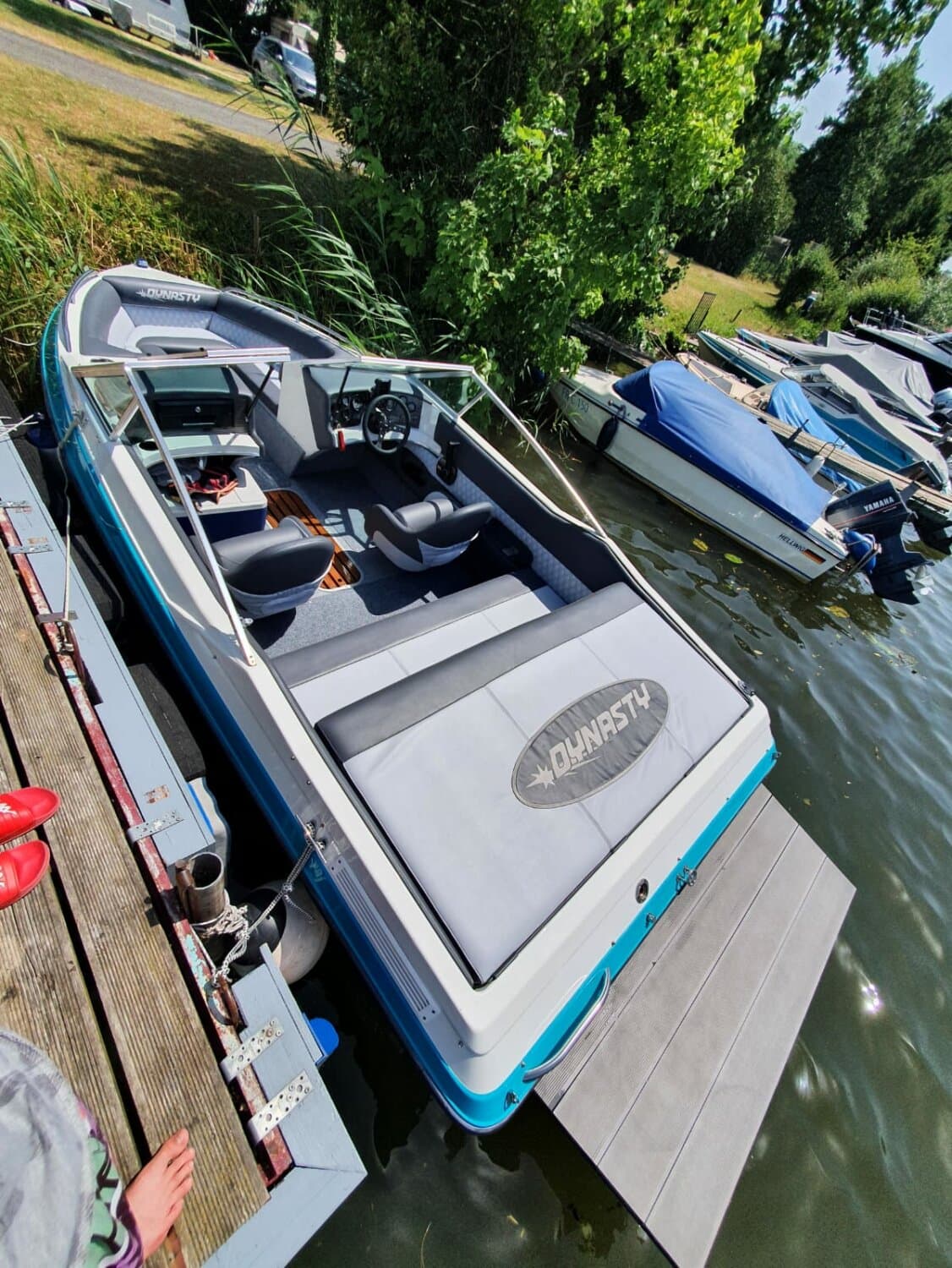 Dynasty 170, Bowrider incl. Trailer – Bild 3