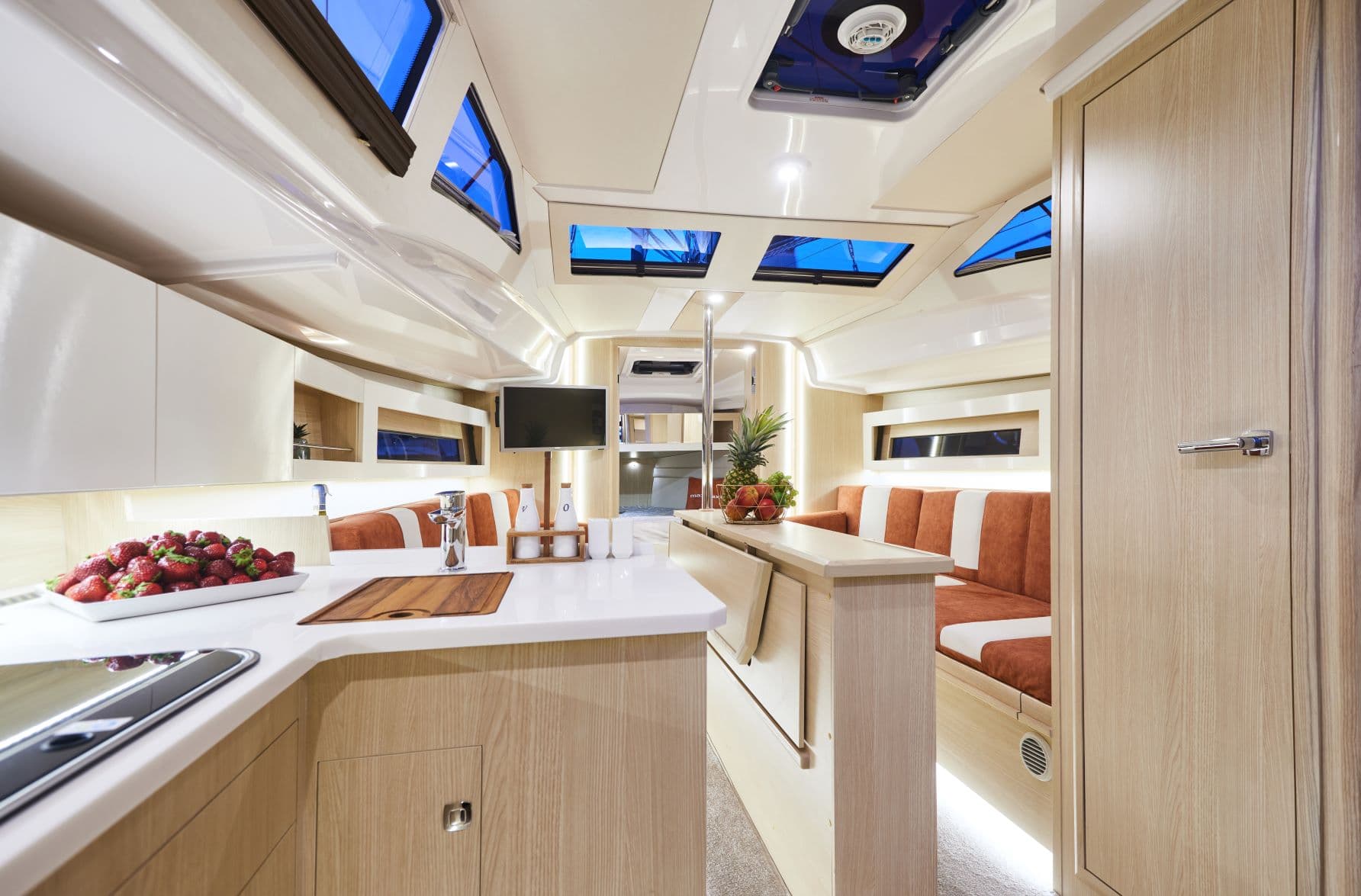 Maxus 34 Electric - new to order – Bild 6