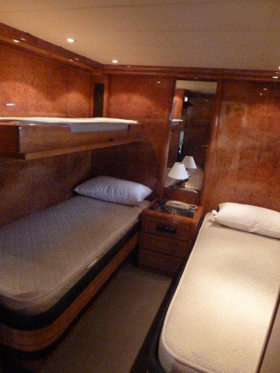 Overmarine mangusta 72 Open – Bild 11