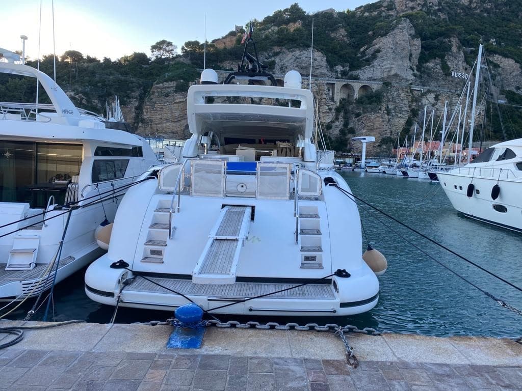 Overmarine mangusta 72 Open – Bild 3