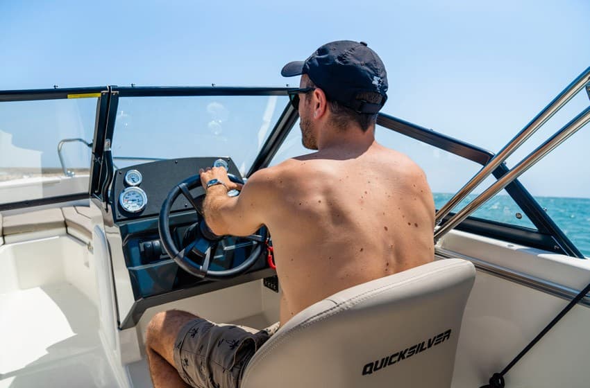 Quicksilver Activ 555 Bowrider (auf Lager) – Bild 6