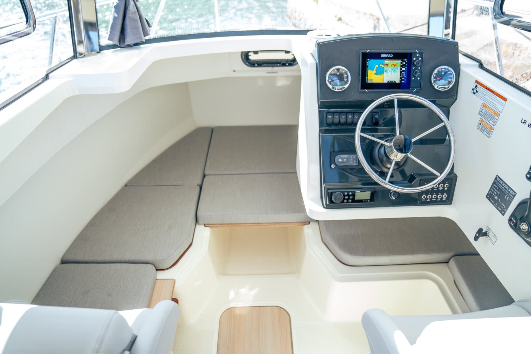 Quicksilver 625 Pilothouse inkl. 115PS Mercury – Bild 5