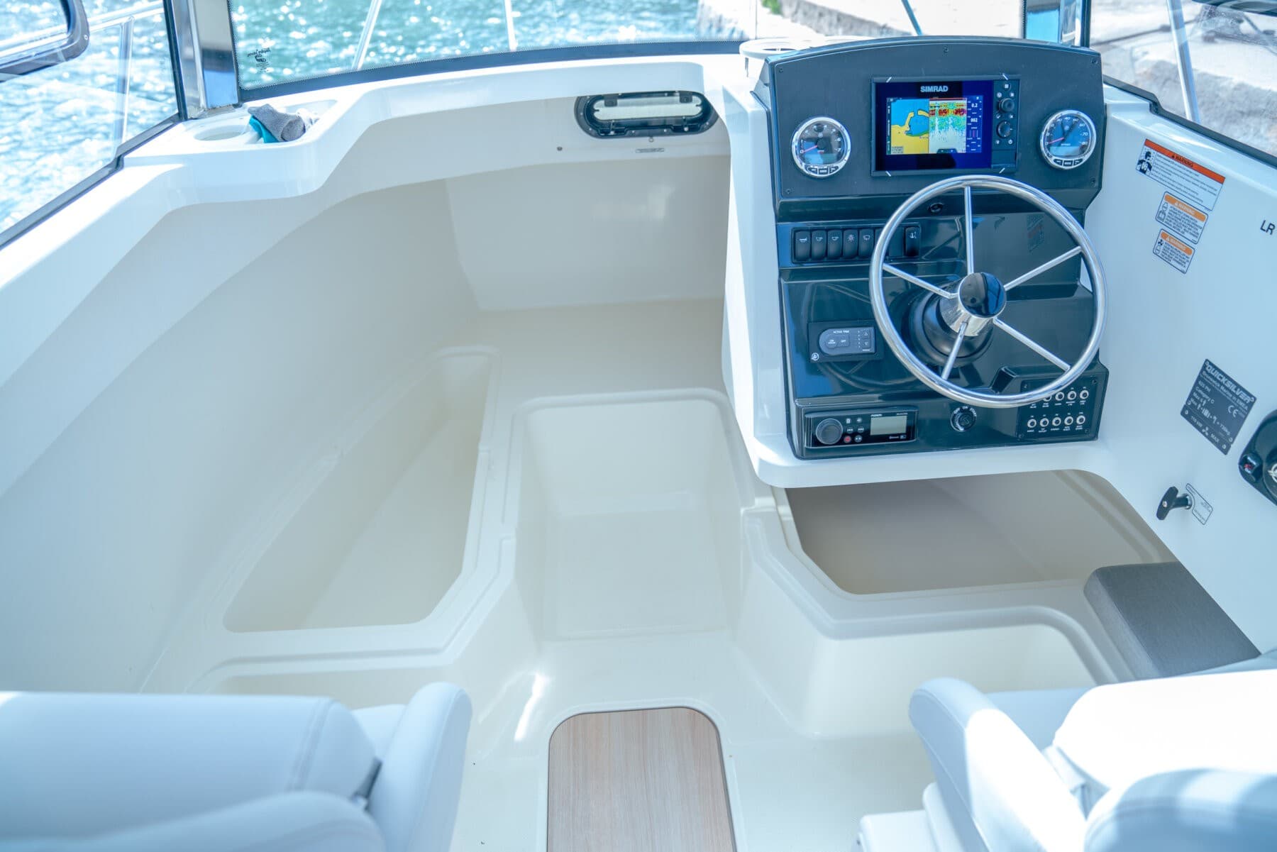 Quicksilver 625 Pilothouse inkl. 115PS Mercury – Bild 3