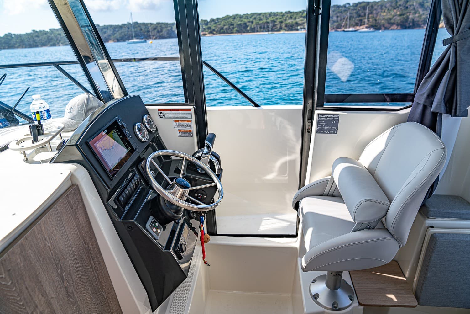 Quicksilver 705 Pilothouse inkl. 175PS Mercury – Bild 5