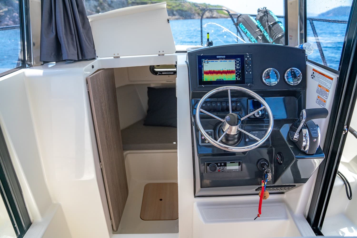 Quicksilver 705 Pilothouse inkl. 175PS Mercury – Bild 4