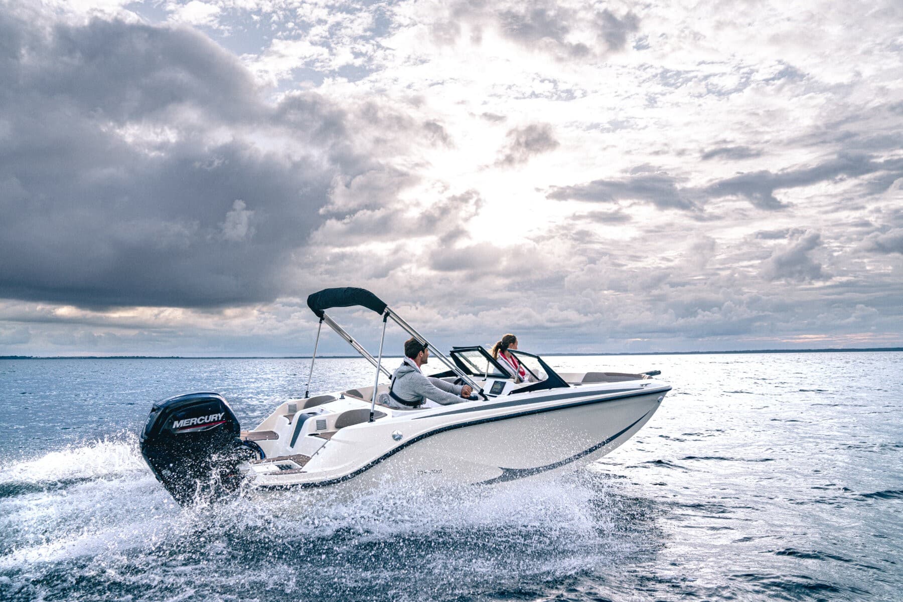 Quicksilver 525 Axess inkl. 60PS Mercury