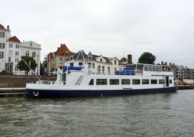 C. Ruthof Fahrgastschiff 34 Meter