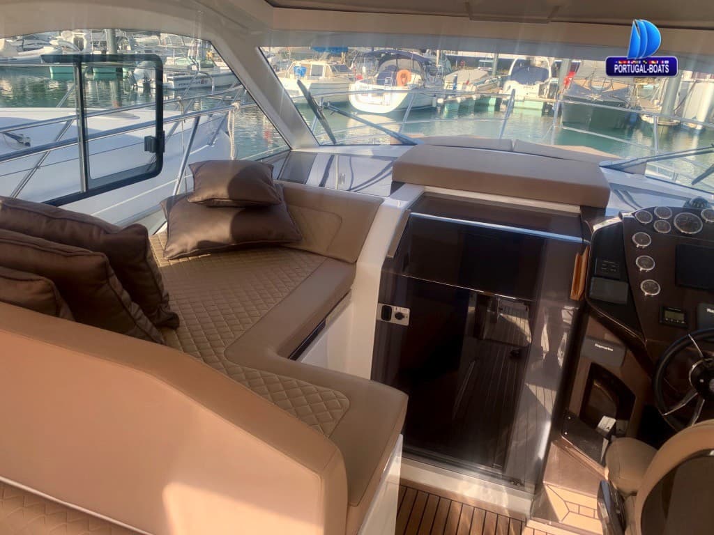 Galeon 335 HT – Bild 9