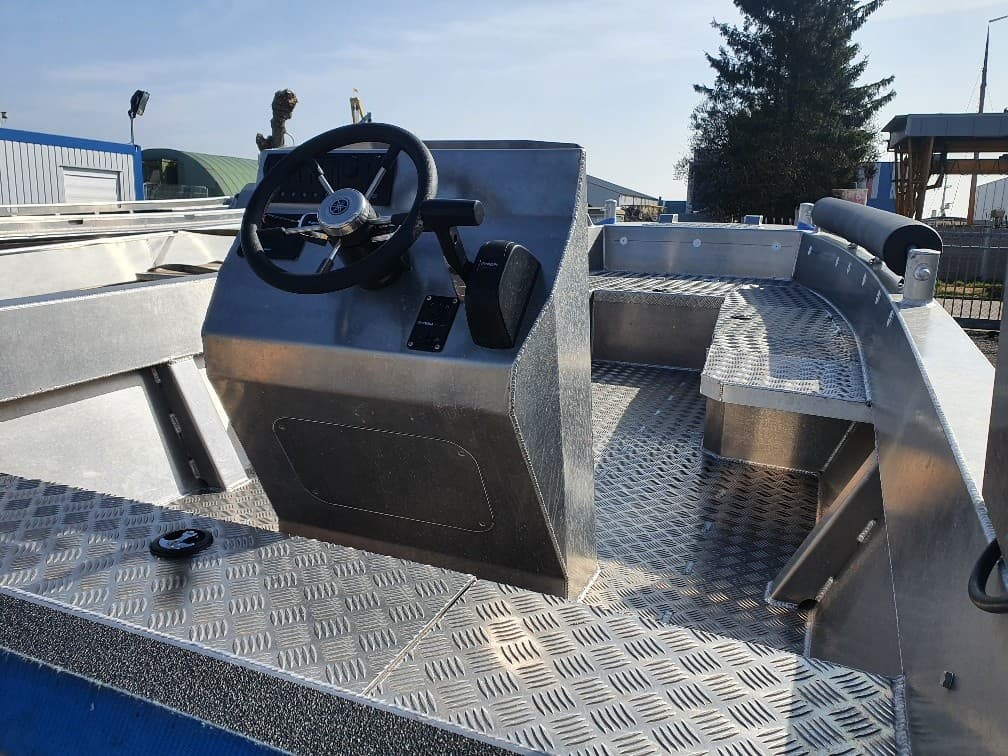 ALUVA 550 Tender - Neues Aluminium-Vergnügungsboot mit 150 HP Yamaha – Bild 4