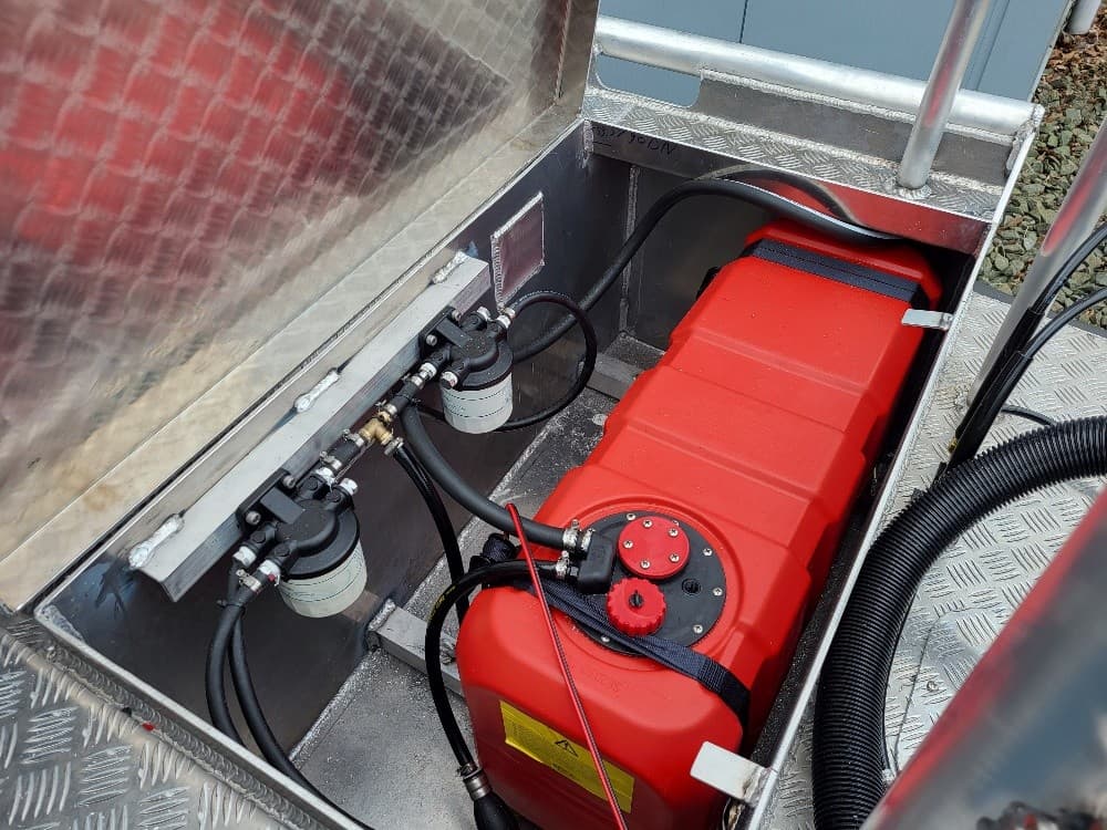 ALUMINICAT 850 - Neues Arbeitsboot aus Aluminium mit Farma-Kran – Bild 5
