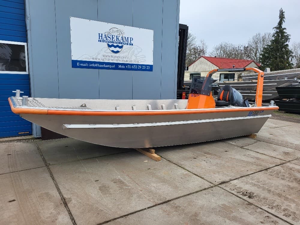 HasCraft 600 MULTIHULL Workboat - 70 HP Yamaha