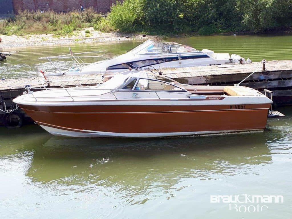 Cruisers Baron 222 inklusive Trailer