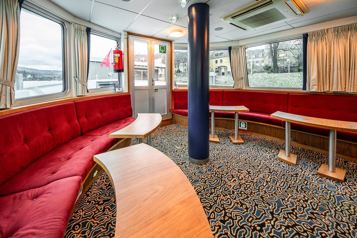 Luxuriöse Yacht und Fahrgastschiff – Bild 5