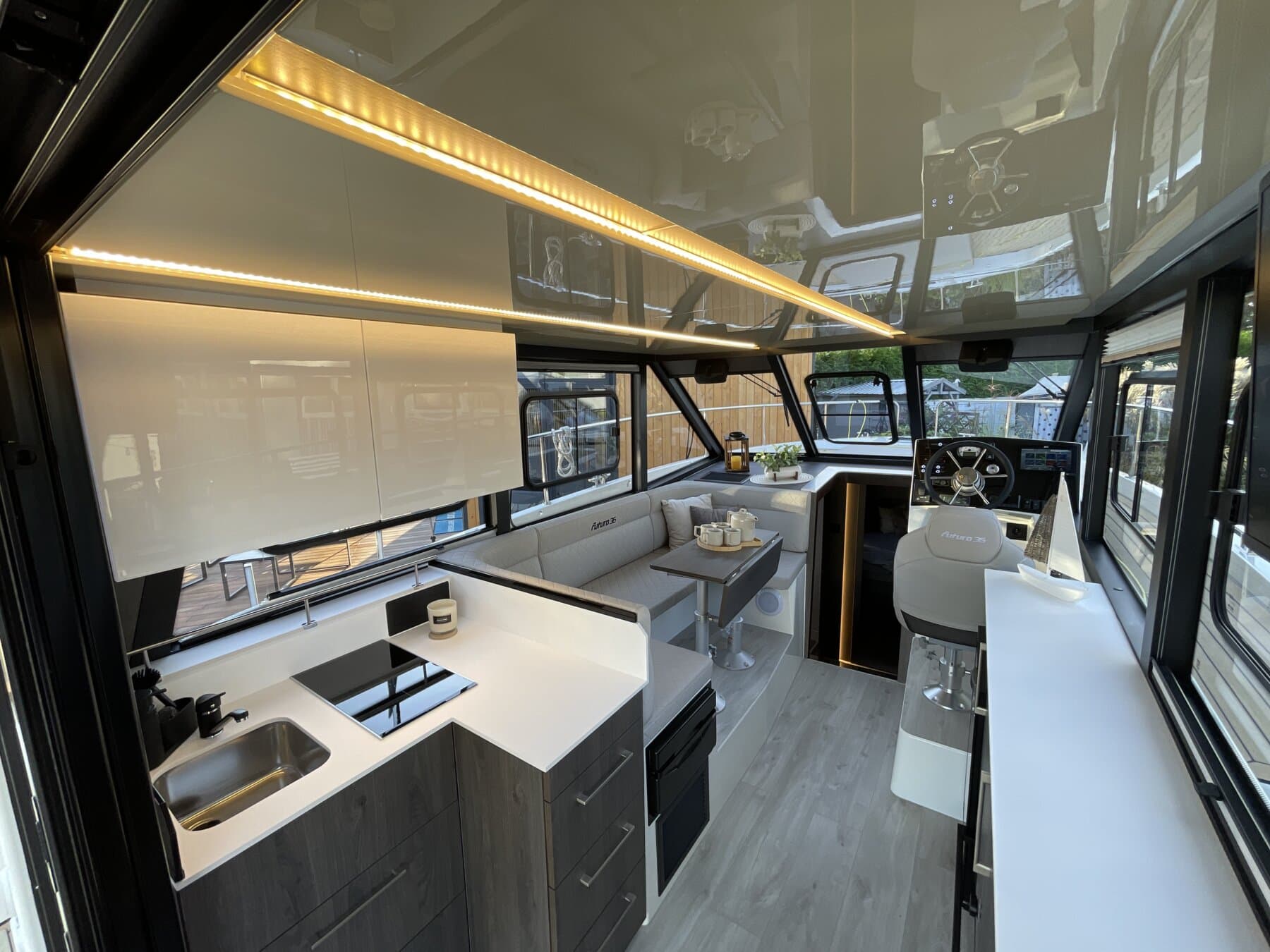 Cobra Yachts Futura 36 – Bild 4