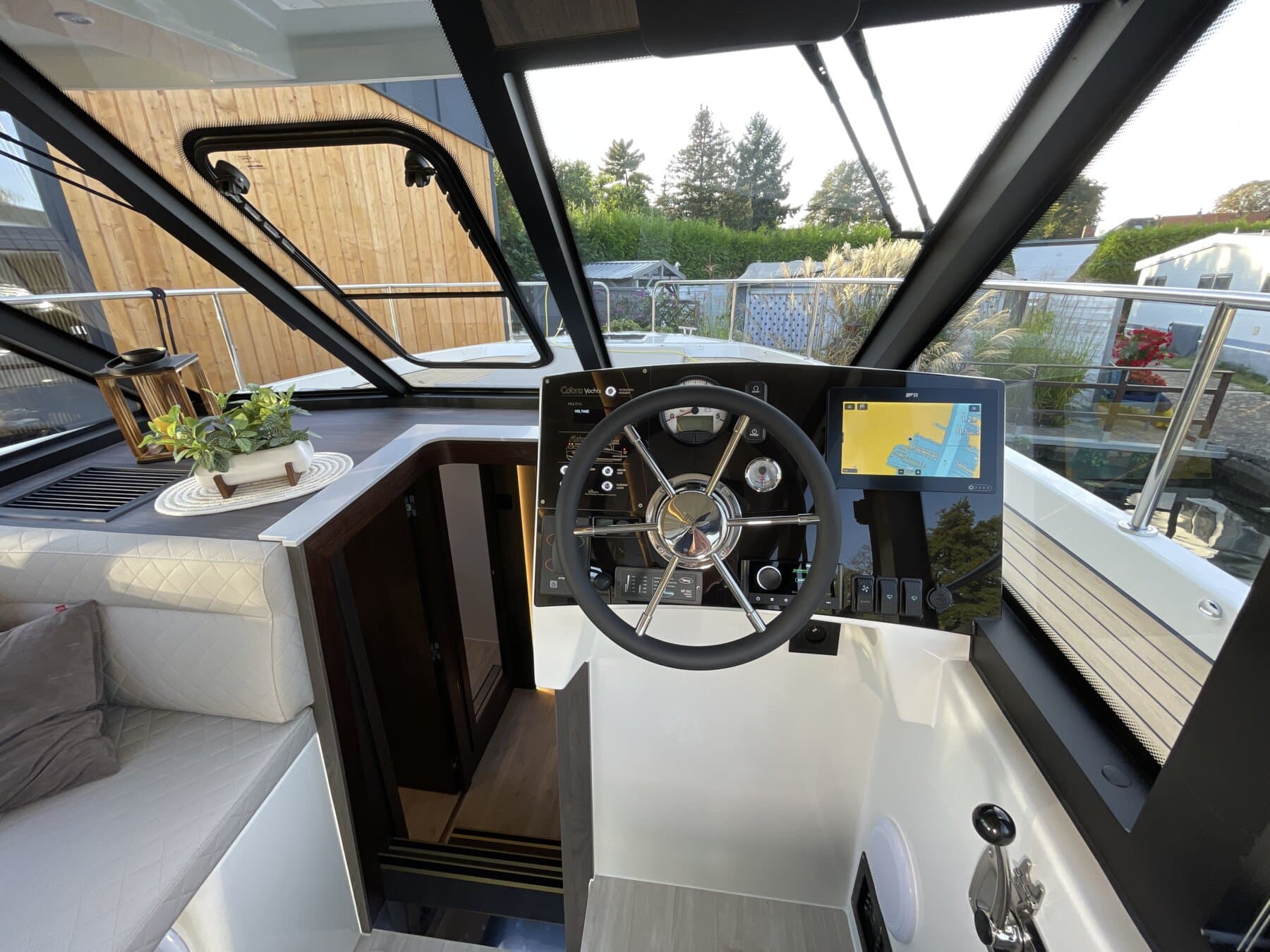 Cobra Yachts Futura 36 – Bild 6