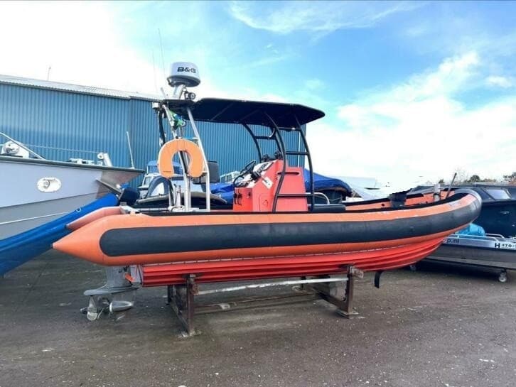 Keijtech T-top Bimini für RIB und Konsolenboote – Bild 10