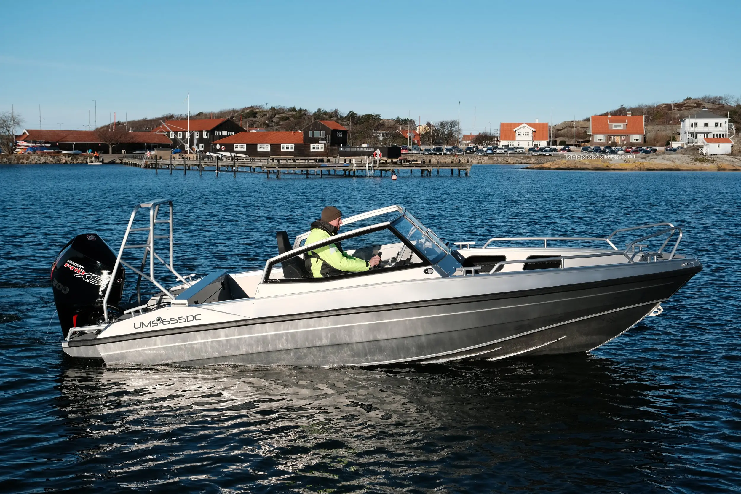 Sonderangebot / Gesamtpaket: UMS 655 DC Aluminiumboot + Yamaha 150 HP VMAX + Vancales Trailer + Garmin – Bild 9