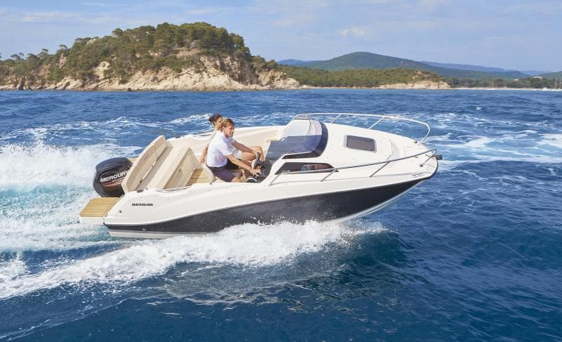 QUICKSILVER ACTIV 555 CABIN