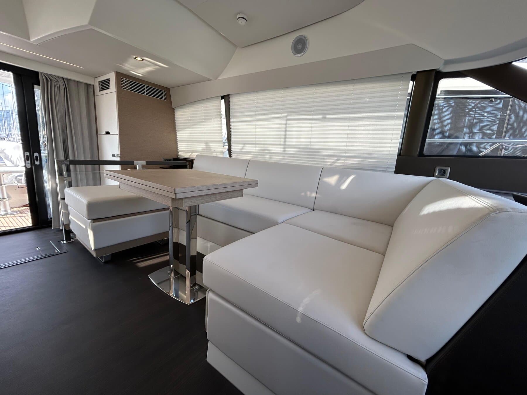 PRESTIGE 460 FLY – Bild 6