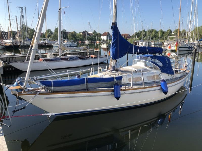 Hallberg-Rassy Mistress 32