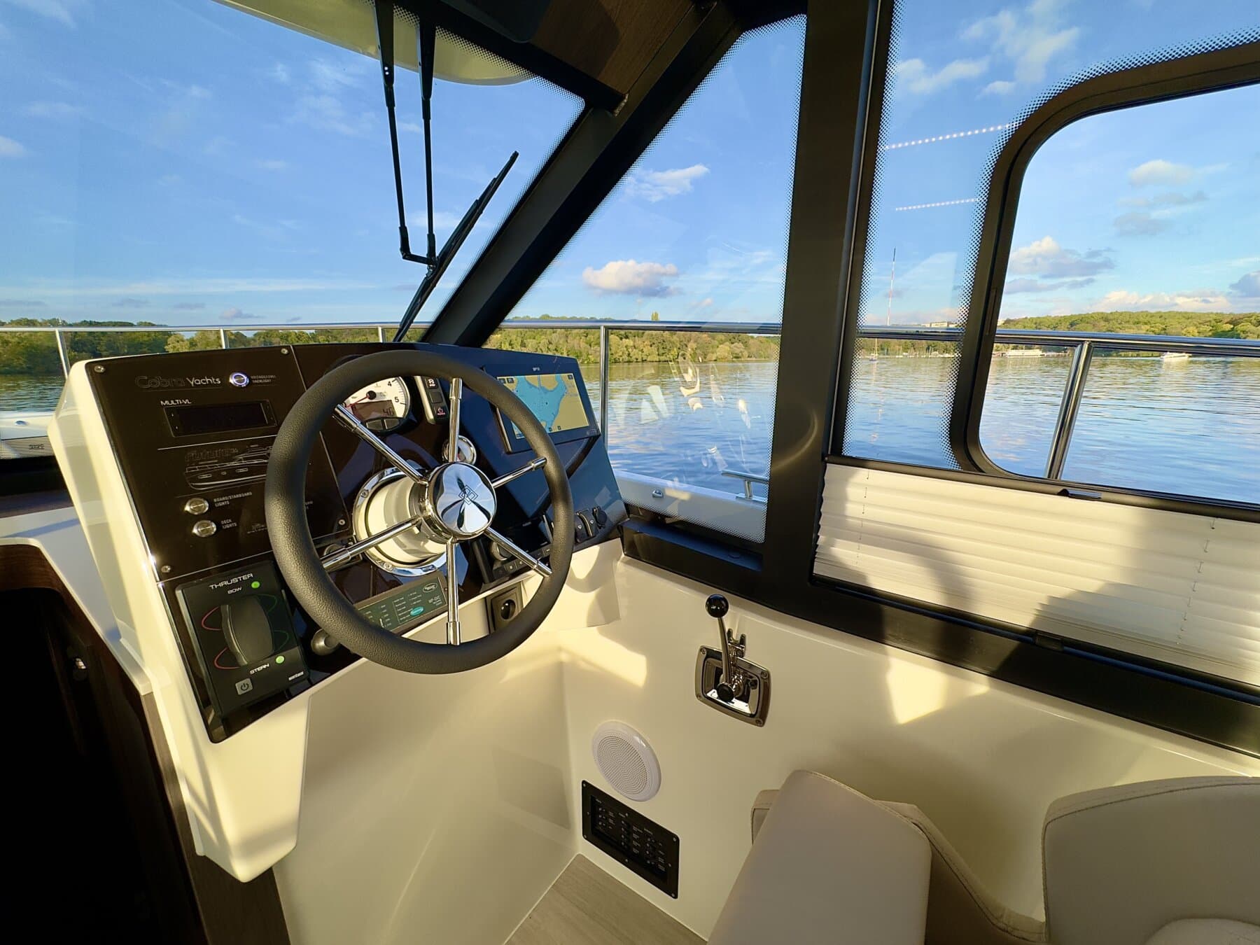 Cobra Yachts Futura 36 Flybridge SOFORT VERFÜGBAR 9/2023 – Bild 7