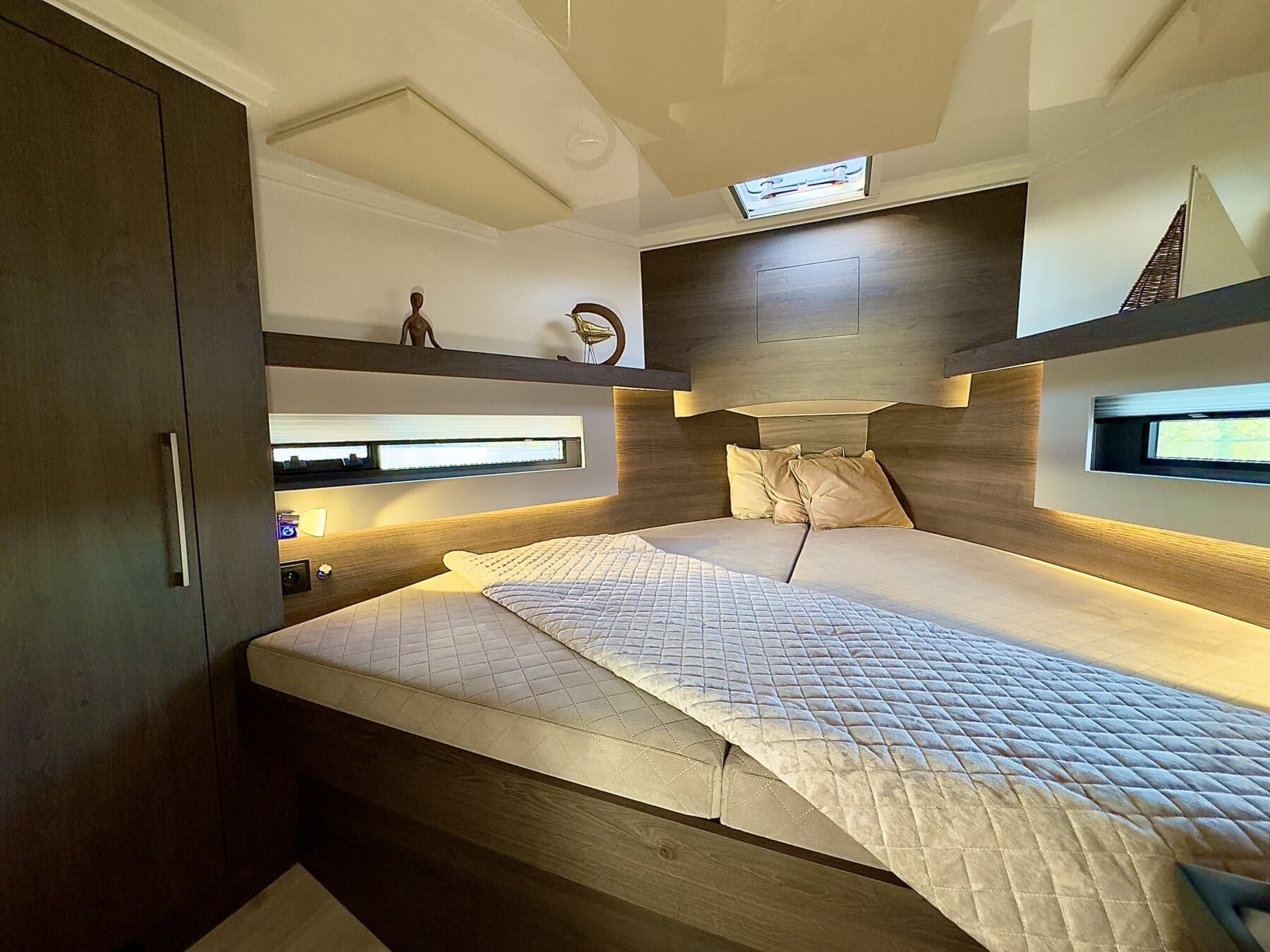 Cobra Yachts Futura 36 Flybridge SOFORT VERFÜGBAR 9/2023 – Bild 10
