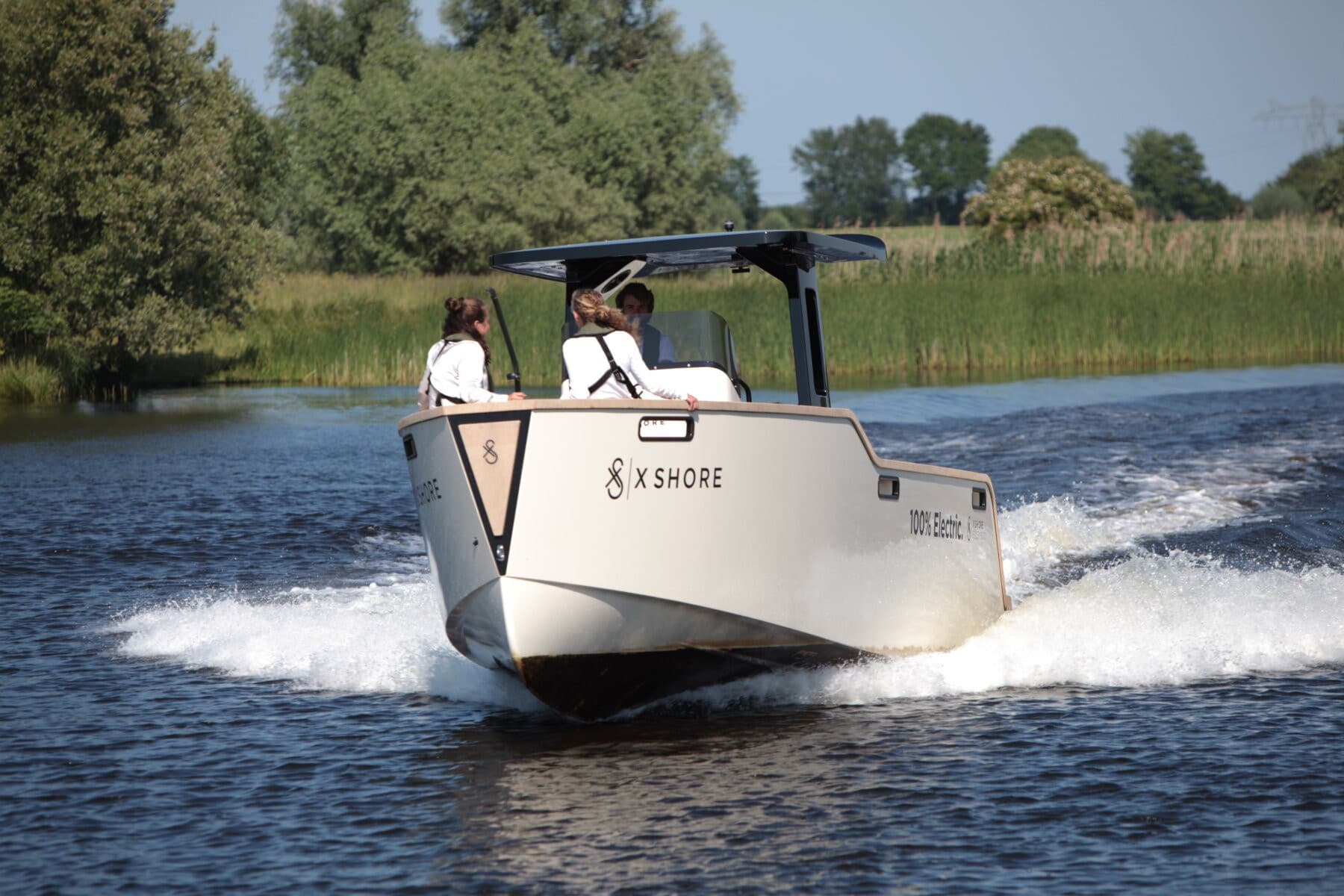 Eelex 8000 pre-owned – New boat in Stock - Aktuell verfügbar – Bild 2